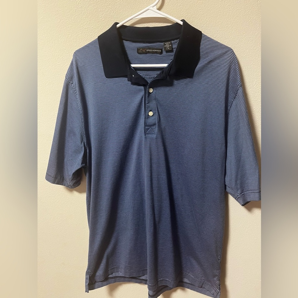 Greg Norman Men's Size Large Polo Style Golf Shirt. Blue Stripe, Short Sleeve